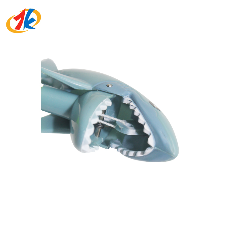 Plastic Big Buck Shark Grabber Toys